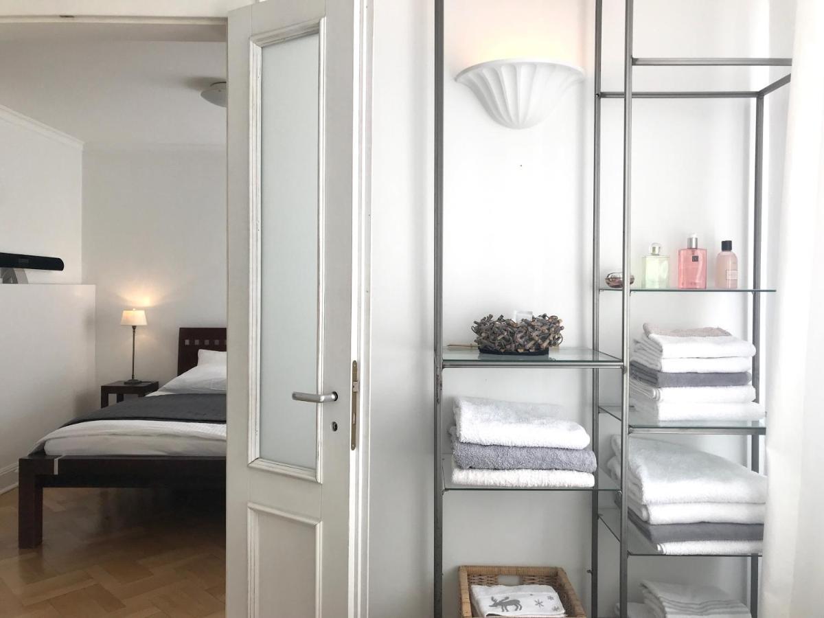 Townhouse Solingen Esterno foto